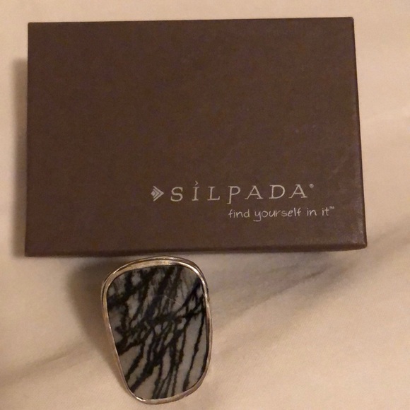 Abstract Ring - Picture 2 of 4